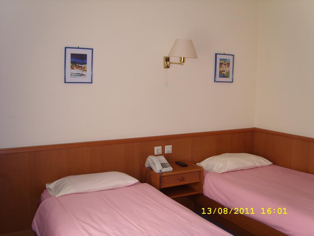 Hotel De Foetz Екстериор снимка
