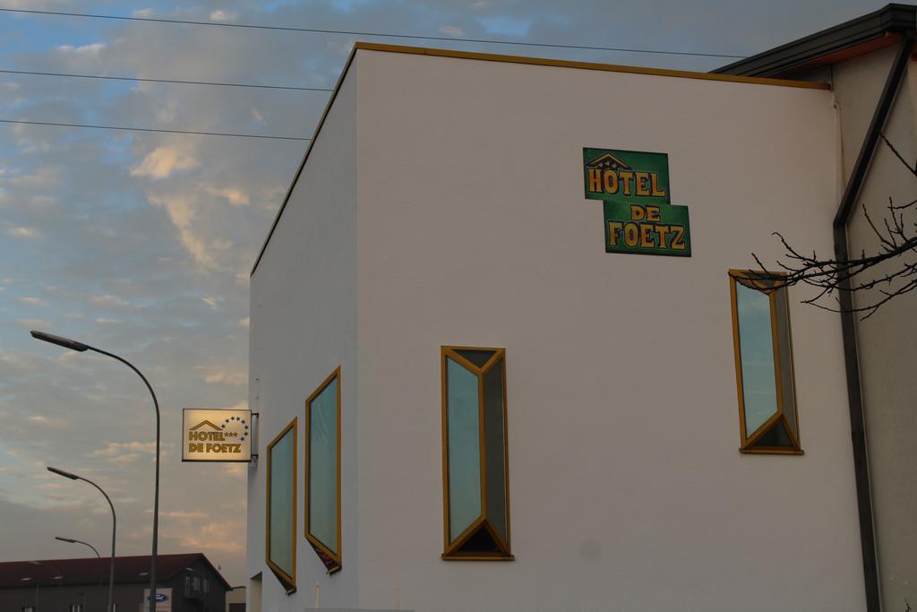 Hotel De Foetz Екстериор снимка